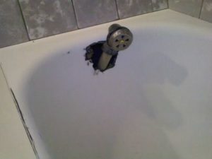 Некачественные новые ванны