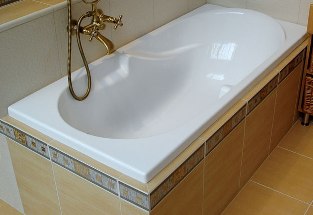 Какую ванну лучше купить - акриловую?